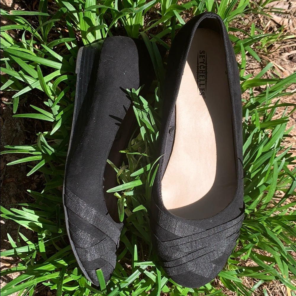 Black flats